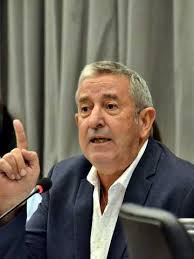 Julio Cobos criticó la paralización de la obra pública decidida por Milei