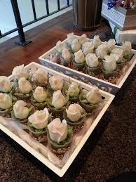 F18201eff2a5988b34f6ab30e6730e53 Jpg 736 981 Gift Tray Diy Wedding Wedding Favors