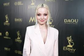 3.00 out of 5 based on 1 customer rating. Dove Cameron Gushes About Fans Dressing Up As Mal For Halloween Tigerbeat