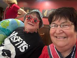 I had a great visit to Minnesota's Department Convention last weekend. So  many familiar faces.