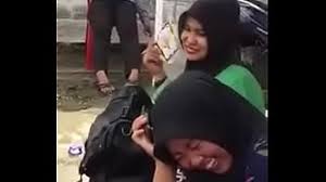 Keduanya bertubuh mulus dan berbadan tinggi semampai, itulah salah satu motivasi aku menikahi alif, karena tubuhnya yang. Cerita Seks Sedarah Ngewe Memek Bocah Sd Movies