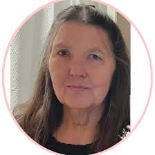 Lifelong @elliebanke fan, she did something special with this 🙌  @teddysphotos @cherylporterdiva #dive #cover #singing