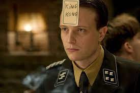 Brad pitt, mélanie laurent, christoph waltz, eli roth, diane kruger, daniel bruhl, michael fassbinder, gedeon bukhard. Film Book 2 Bastardi Senza Gloria Wattpad