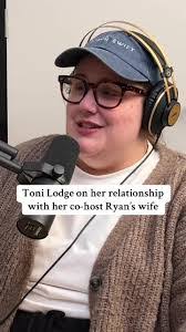 Toni Ryan's Instagram, Twitter & Facebook