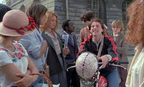 Une crainte que les acteurs de l'edtech balaient d'un revers de main. Test Blu Ray Les Sous Doues Passent Le Bac Realise Par Claude Zidi Homepopcorn Fr