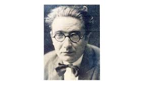 Los 7 escritores gallegos más famosos: han pasado a la historia