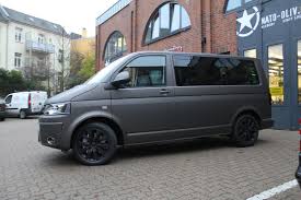 Vw T5 Multivan Mit Extra Angebrachter Schutzfolie Fur Den Fahrradtrager Nach Kompletter Folierung In Charcoal Matt Metallic Folierung Vw T5 Vw T6