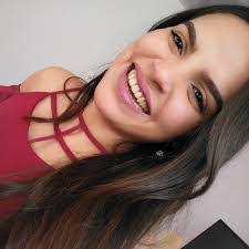 Michelle Valera's Instagram, Twitter & Facebook