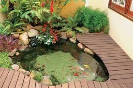 Sedangkan yang indoor bisa jadi lebih murah karena ukurannya banyak yang lebih kecil dari kolam ikan outdoor. Simak 10 Desain Kolam Ikan Yang Bikin Rumah Kamu Keren