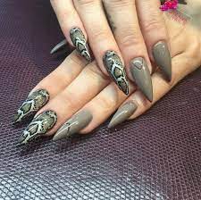 Snake Print Stiletto Acrylic Nails Snake Skin Nails Animal Print Nails Animal Nails How to create a snakeskin glitter fade. snake print stiletto acrylic nails