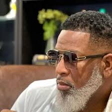 42 Fly Cuts & Beards ideas in 2025