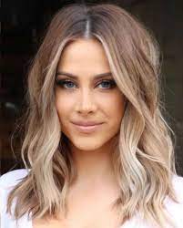 Glorious Mid Length Celebrity Hairstyles 2019 To Consider This Year Hair And Comb Shoulder Length Hair Balayage Light Hair Lob Hairstyle