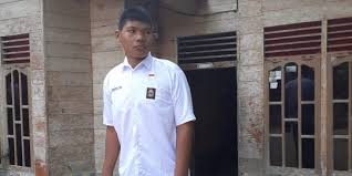 Soal diatas adalah mencari selisih dari jumlah tinggi siswa maka untuk menncari selisihnya kita akan mengurangi nilai yang terbesar dikurangi dengan jumlah yang paling sedikit. Kisah Emen Punya Tinggi Badan 2 Meter Lebih Kesulitan Cari Ukuran Sepatu Merdeka Com