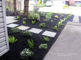 Black Mulch With Pavers Side Yard Mulch Landscaping Gravel Landscaping Front Yard Landscaping