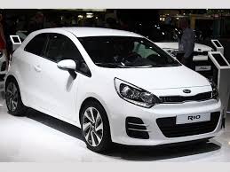 Kia Rio 2015 debuta