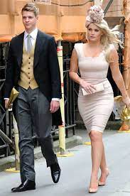 Jun 08, 2021 · amelia has three siblings: Ready For Royalty Princess Diana Niece Kitty Spencer Victoria Beckham Dress