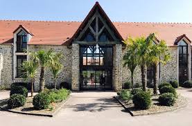 Bonjour, avec ma compagne nous nous marions au domaine de la mazure à jouarre le 14 aout prochain. Hotel Restaurant Golf Ile De France Seine Et Marne