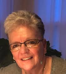 Peggendott Design by Dottie updated their status.