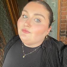 Walk with Ally Flan to raise funds for ovarian cancer and pay tribute to June  Mead is fundraising for Ovarian Cancer Action