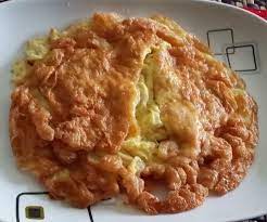 As Salam Mak Aji Ingin Kongsikan Resepi Telur Dadar Yang Gebu Seperti Yang Kita Biasa Makan Di Restoran Tom Yam Mak A Telur Dadar Makanan Dan Minuman Makanan