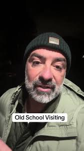 Old School Visiting #oldschool #old #parents #arab #ethnic #lebanese #fyp  #funny #visit #foryou #tiktok #share #viral #knockknock #fypシ #ancient  #visiting #😂 #melbourne