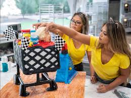 Fullerton Sisters Whip Up Their Biggest Cake For Food Network Challenge Orange County Register