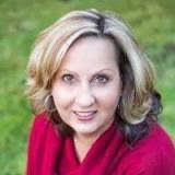 Jennifer Coons's Instagram, Twitter & Facebook