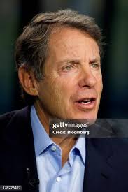 148 Peer To Peer Lending Stock Photos, High-Res Pictures, and Images