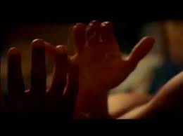 Li'l ze's drug empire adheres to a strict chain of command. City Of God Trailer 2003 Movie Trailers And Videos