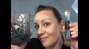 Dans cette vidéo nous vous dévoilons les produits et les bons gestes à adopter pour mettre en valeur les atouts de votre. Younique Sculpting Trio Test Comment Faire Un Contouring Simple Youtube