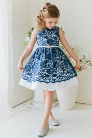 Veillez à assortir toutes ces petites demoiselles d'honneur pour une belle unité de présentation. 1001 Idees Pour La Robe Petite Fille D Honneur Pour Choisir La Meilleur