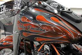 Pin By Domingo Sancho On It S A Way Of Life Motorcycle Painting Motorcycle Paint Jobs Custom Motorcycle Paint Jobs