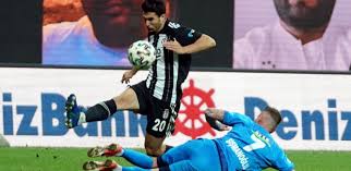 Sergen yalçın, kariyerinin ilk uefa şampiyonlar ligi maçını galatasaray forması ile oynamıştı. Sergen Yalcin In Forma Adaleti Son Dakika Besiktas Haberleri