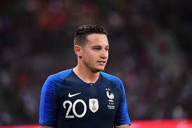 En 2003, la corée du sud avait consacré 14,5 milliards de dollars à son budget de défense, soit environ 15 % du budget global de l'état (en comparaison, la france dépensait, à la même époque, 45,2 milliards de dollars us pour sa défense, soit 2,5 % du pib). Equipe De France Les Olympiques Renversent La Coree Du Sud