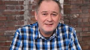 Walter Lehnertz krank: "Bares für Rares"-Fans in Sorge! Wie geht's Waldi  aktuell? | news.de