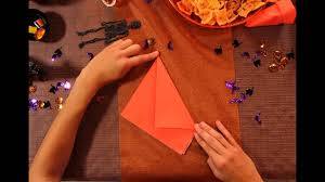 Posted on 26 oct 2015 in | 0 comments. Pliage Chapeau De Sorciere Youtube