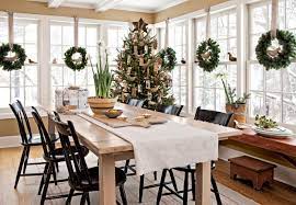 Ideas and benefits of having a bay window. 28 Best Christmas Window Decorating Ideas 2020 Holiday Window Decorations