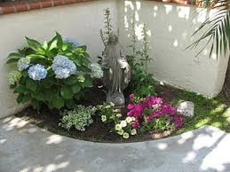Mary Garden In A Small Space Prayer Garden Marian Garden Memorial Garden
