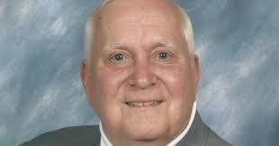 Daniel Harless's Instagram, Twitter & Facebook