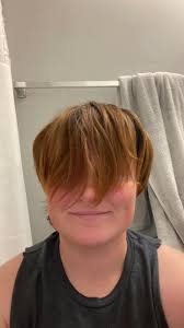 Can anyone recommend a queer friendly salon or stylist for a woman with  very short, modern hair in Savannah?