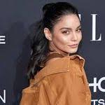 Sharon Keever's Instagram, Twitter & Facebook