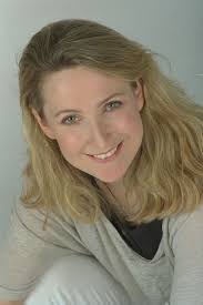 Amanda Royle's Instagram, Twitter & Facebook