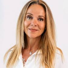 Deze maand vertelt locatiemanager Leanne Otto haar verhaal over Hospice De  Markies. Over waarom het zo belangrijk is om met mensen over afscheid en  het levenseinde te praten. We horen over het… |