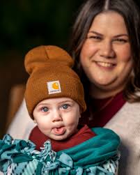 A nice family session at Stanley Park with one of our last warmer days.  Although camera shy, he was one of the best babies I have photographed.  Stanley Park #stanleyparkofwestfield #familyphotography #familyphotographer  #