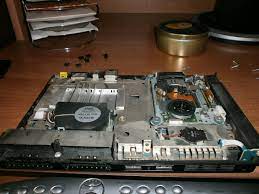 How To Clean Playstation 2 Slim : 8 Steps (With Pictures) - Instructables