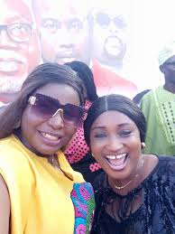 Hello 👋 my good people let's follow this page