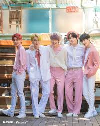 Txt members biodata and profile. Thread By Yeonjuniesbaby Txt Members Giving You Bouquets Would Be Like Txt Members A Thread