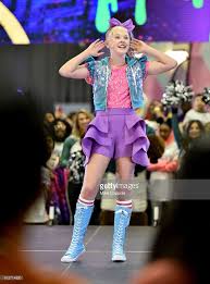 The average woman in the u.s. Nickelodeon At The Super Bowl Experience Jojo Siwa Performance At Nfl Play 60 Kids Day Photos And Premium High Res Pictures Jojo Siwa Jojo Siwa Outfits Jojo