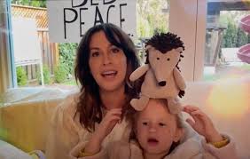 Her mother's name's georgia and she has two brothers. Alanis Morissette Shares Cover Of John Lennon And Yoko Ono S Happy Xmas War Is Over