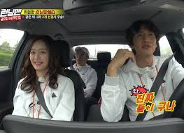 A versatile actor, a variety gem and a humble celebrity. Running Man S Lee Kwang Soo In Love With Jeon So Min Actor Had Sleepover At Her Home